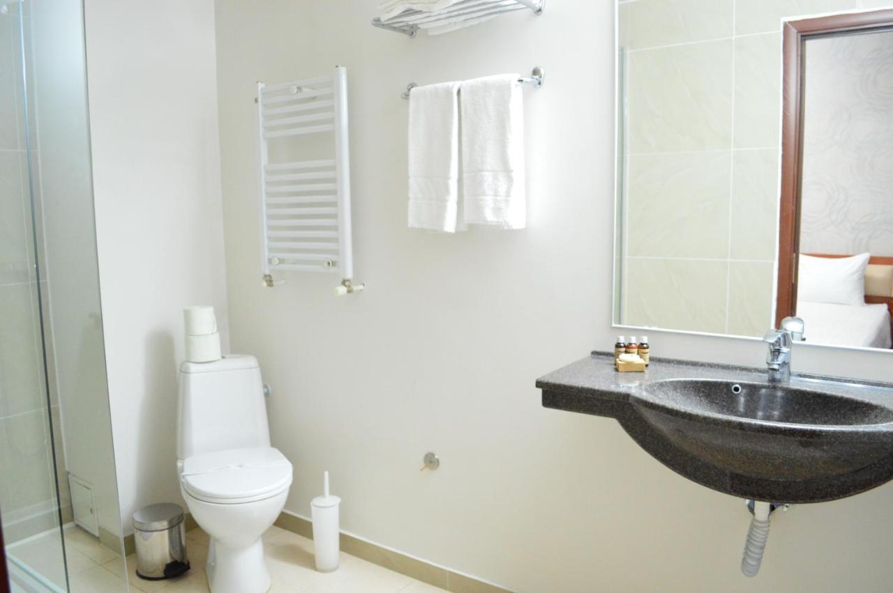 Kosher Hotel Lev Or Bukurešť Exteriér fotografie